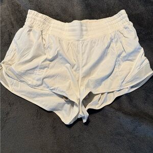 VGUC women’s hotty hot lululemon shorts size 12